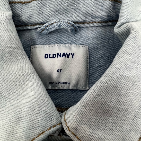 Old Navy Light Wash Trucker Denim Jean Jacket Size 4T - Picture 8 of 8